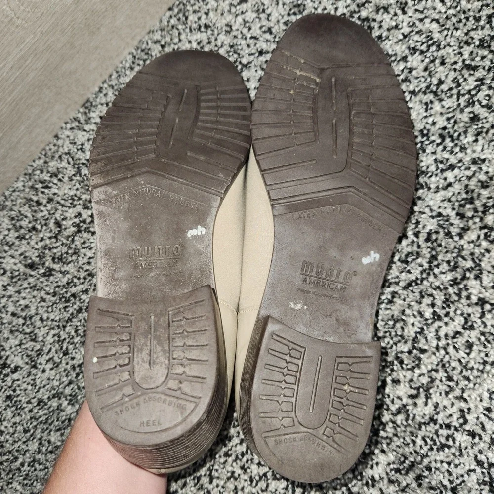 MUNRO American Cream Tan Stretch Fabric Shock-Absorbing Pump Comfort Women's 7 M